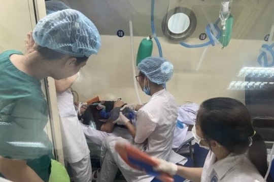 Dùng máy phát điện sau bão, bé 12 tuổi hôn mê do ngộ độc khí CO