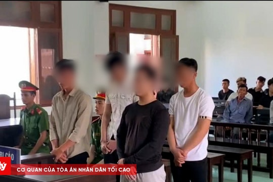 Dùng mũ bảo hiểm đánh người chấn thương sọ não