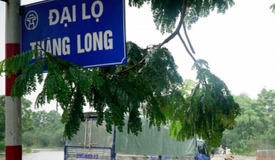 Cho phép xe máy đi làn khẩn cấp trên cao tốc Đại lộ Thăng Long để tránh ngập