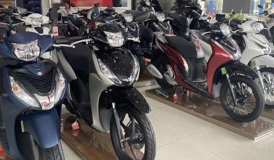 Giá xe máy Honda mới nhất giảm chưa từng thấy, SH, Air Blade dưới cả niêm yết, Vision rẻ bất ngờ