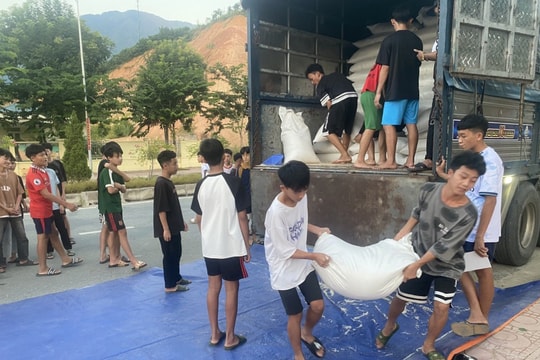 Xuất cấp hơn 37.000 tấn gạo hỗ trợ học sinh ở xã, thôn đặc biệt khó khăn