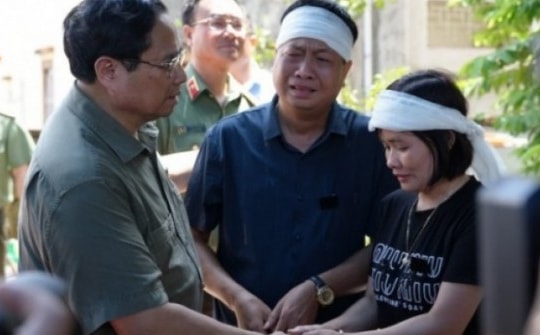 Phó trưởng Công an phường đi chống lũ đau xót nghe giọng nói cuối cùng của mẹ qua điện thoại