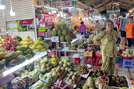 Không để xảy ra tình trạng đầu cơ, tăng giá bất hợp lý; xử lý nghiêm các hành vi trục lợi