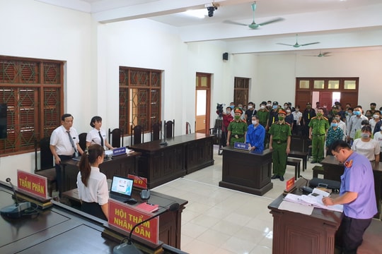 Điều kiện đăng ký dự xét thăng hạng chức danh nghề nghiệp viên chức trợ giúp viên pháp lý hạng I