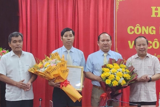 Công bố quyết định Thủ tướng Chính phủ và Ban Bí thư về công tác cán bộ