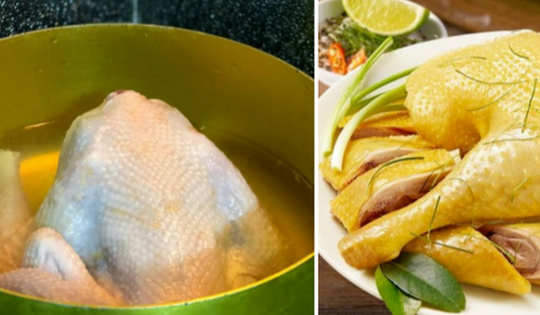 Luộc gà theo cách này gà chín đều, ngon, vàng ươm mà vẫn giữ được chất dinh dưỡng