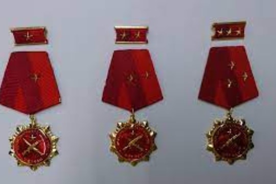 Đối tượng và điều kiện được tặng, truy tặng Huân chương Bảo vệ Tổ quốc