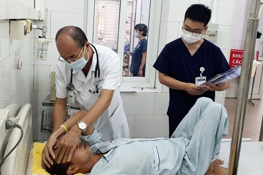 Hay tiếp xúc với bùn đất, người đàn ông nhiễm 'vi khuẩn ăn thịt người'