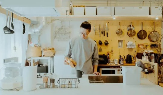 Tôi dùng căn nhà thuê để sống cuộc sống tối giản mà mình hằng mơ ước