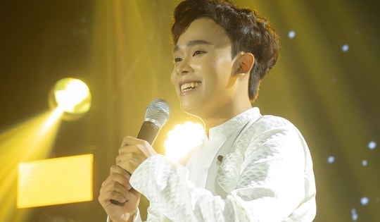 Quán quân Vietnam Idol Kids Hồ Văn Cường: Quá khứ ồn ào, giờ hát show nào là 'cháy vé'
