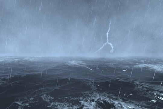 Áp thấp nhiệt đới sẽ mạnh lên thành Bão số 4 gây mưa lớn kèm nguy cơ lũ quét, sạt lở đất ở Trung Bộ