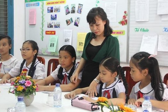 Chế độ khi chuyển từ giáo viên THCS sang cấp tiểu học