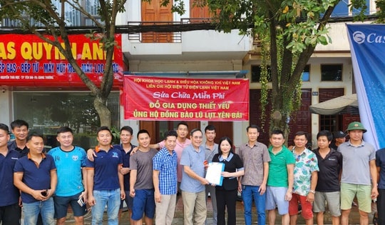 Cảm động cuộc ghé thăm không hẹn trước và những giọt nước mắt 'chữa lành'