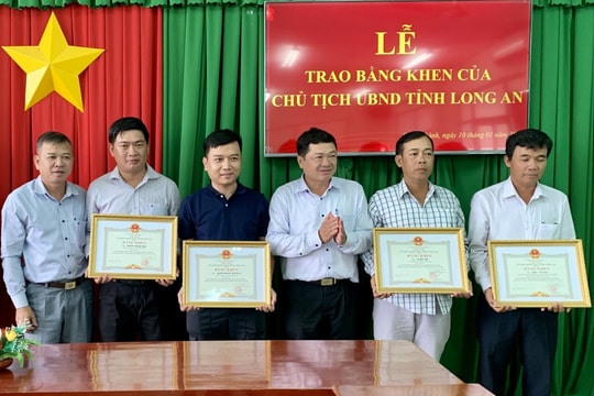 Điều kiện về sáng kiến để xét tặng Bằng khen của UBND tỉnh