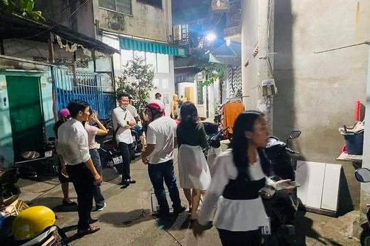 Chuyện đi mua nhà: 10 giờ đêm khách vẫn đến xem, chủ nhà khó chịu “mời về không tiếp”