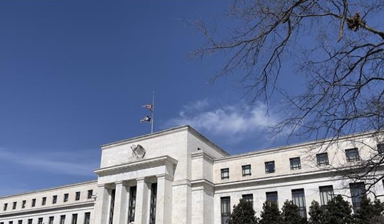 Fed cắt giảm lãi suất tác động gì đến Việt Nam?