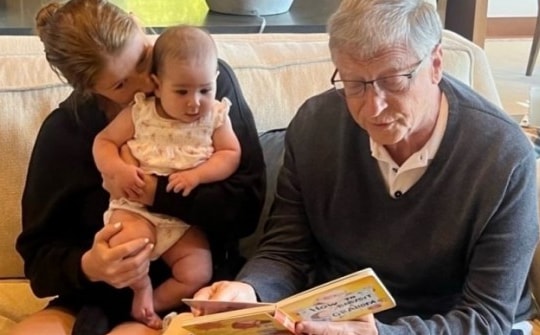 Bill Gates có mấy con và họ đang làm những công việc gì?