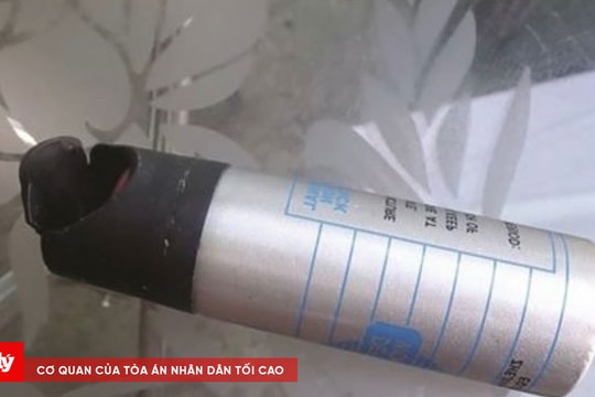 Hai nhóm thanh niên dùng bình xịt hơi cay, dao đánh nhau