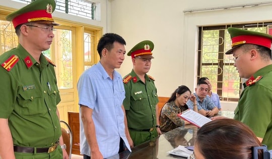 Bắt nguyên Phó Chủ tịch xã ở Hà Giang vì lập hồ sơ cấp sổ đỏ cho vợ