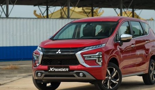 Giá lăn bánh Mitsubishi Xpander mới nhất rẻ chưa từng thấy, giảm tới 60 triệu đồng, Suzuki XL7 lo chạy không kịp doanh số