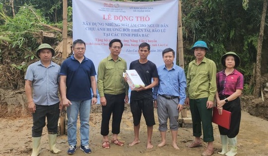 Hội sinh viên Khóa K26HLU khởi công xây dựng chương trình mái ấm cho người dân vùng lũ ở Bảo Yên