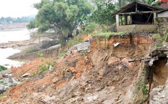 Vĩnh Phúc sơ tán dân, công bố khẩn cấp về tình hình sông Lô