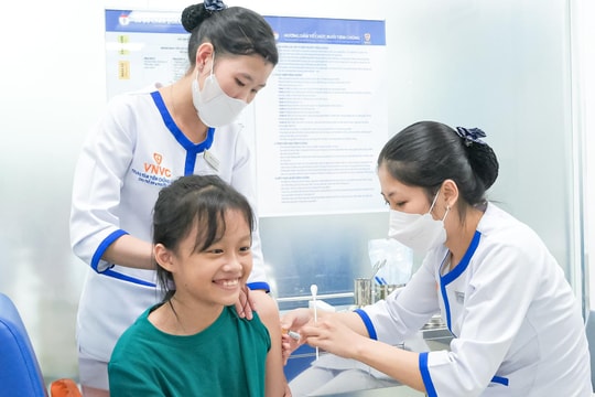 Việt Nam có vắc xin sốt xuất huyết dành cho trẻ em và người lớn
