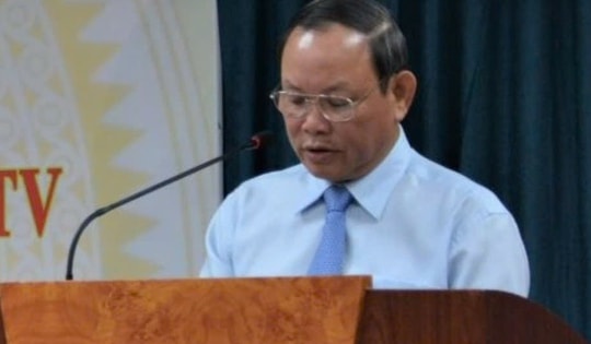 Cựu Chủ tịch NXB Giáo dục bị cáo buộc nhận hối lộ, làm tăng giá sách giáo khoa