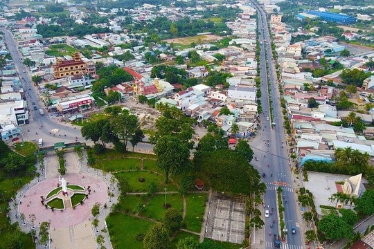 Long An ưu tiên đầu tư các dự án hạ tầng liên thông, thúc đẩy kết nối vùng, “cửa sáng” cho thị trường địa ốc