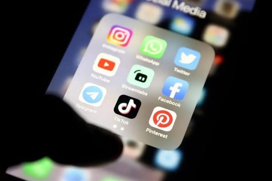 Đề xuất không được yêu cầu dùng ảnh CCCD làm yếu tố xác thực tài khoản mạng xã hội