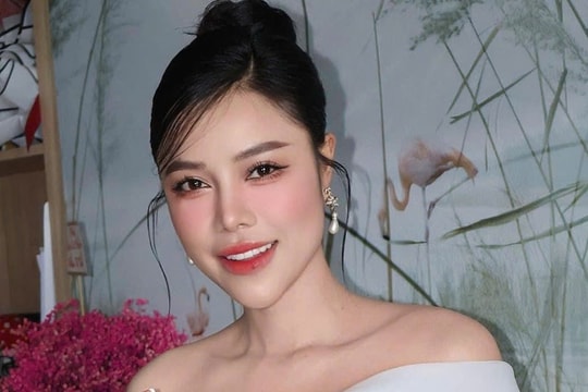 Ca sĩ Hồng Gấm xin lỗi Lý Nhã Kỳ