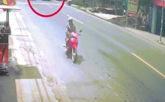 Khoảnh khắc truy đuổi tên cướp ôtô tông nhiều người ở Cần Thơ