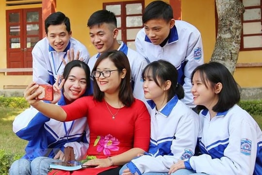 Bộ Giáo dục và Đào tạo hướng dẫn tổ chức Hội nghị điển hình tiên tiến