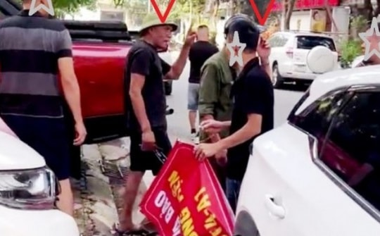 Côn đồ bãi xe lộng hành, xô xát với dân tại khu vực đông dân nhất Hà Nội