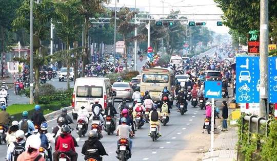 Đề xuất quy định về tốc độ tối đa của ô tô, xe máy từ 1/1/2025, người dân cần biết để tránh bị phạt
