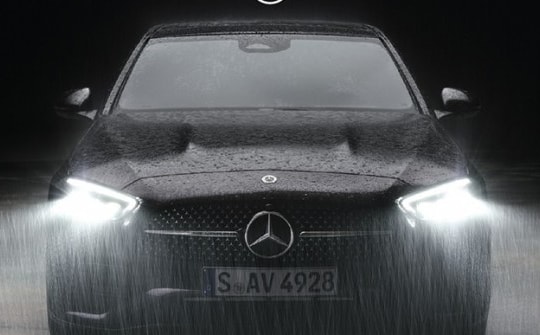 Mercedes-Benz Việt Nam mở rộng chương trình dịch vụ cho chủ xe ngập nước sau bão Yagi