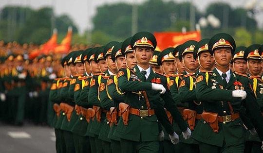 Thông tin mới nhất về quy định tuổi về hưu của sĩ quan quân đội và bổ sung về mức lương