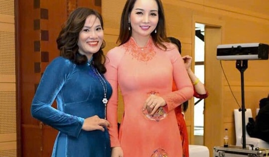 NTK Hương Vải: 20 năm một tình yêu với áo dài truyền thống