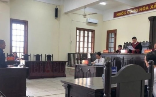 Phạm tội hiếp dâm 2 người phụ nữ trên cùng một đoạn đường, cách nhau 10 phút