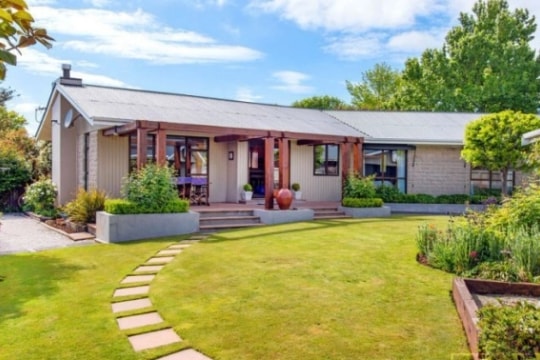 Hợp đồng thuê nhà bằng giấy viết tay có hiệu lực không?