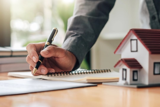 Thủ tục ủy quyền sử dụng đất thế nào theo Luật Đất đai mới nhất?