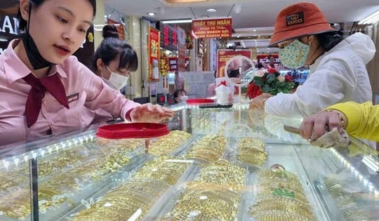 Cử tri Đà Nẵng hiến kế kiểm soát giá vàng