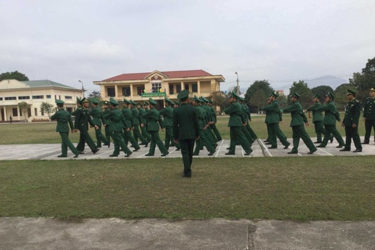 Hướng dẫn công tác tuyển chọn nam sinh viên tốt nghiệp đại học đi đào tạo sĩ quan dự bị năm học 2024-2025