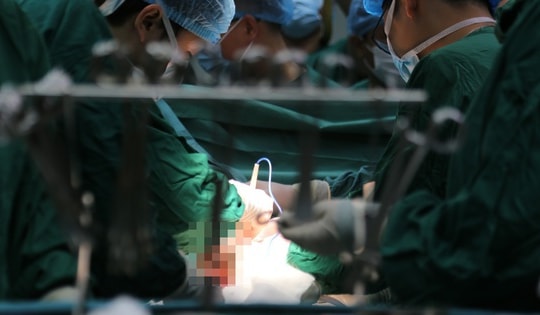 Thanh niên bị TNGT chết não hiến đa tạng hồi sinh nhiều cuộc đời