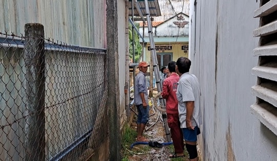 Người đàn ông bị điện giật tử vong khi di dời cáp truyền hình