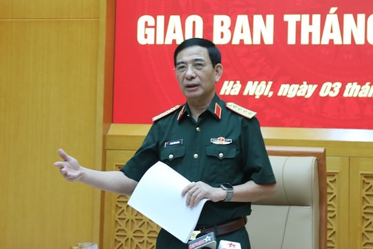 Khẩn trương xây khu tái định cư Làng Nủ; sử dụng phà quân sự vận chuyển người dân khi cầu phao Phong Châu tạm dừng hoạt động