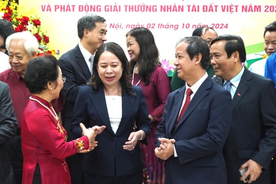 Đồng hành "PHỤ HUYNH VẬN"; KHUYẾN HỌC, KHUYẾN TÀI nhưng không KHUYẾN BỆNH THÀNH TÍCH, thúc đẩy SỰ HÁO DANH