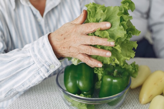 Người bệnh ung thư phổi nên ăn gì?