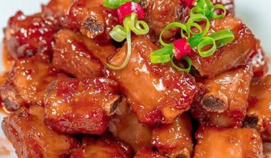 Cách làm sườn non kho nước dừa đơn giản