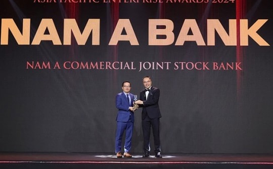 Kỷ niệm 32 năm thành lập, Nam A Bank nhận giải thưởng Doanh nghiệp xuất sắc Châu Á